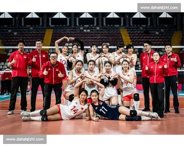 中国女排迎战泰国队关键对决检验新阵容实力走向与信心表现未来 中国女排迎战泰国队关键对决检验新阵容实力走向与信心表现未来