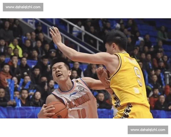 CBA焦点对决辽宁男篮迎战广厦强强碰撞悬念拉满之夜季后赛